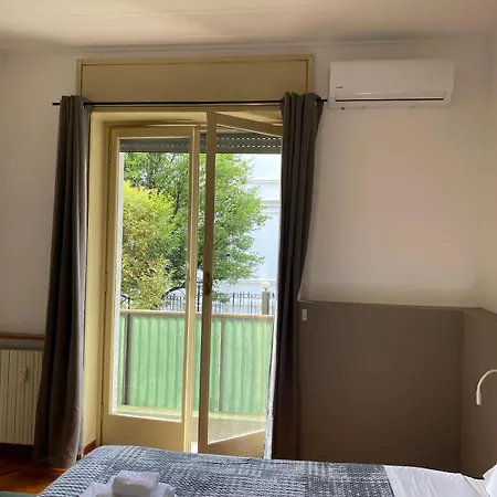 Megaride's Dependance Como