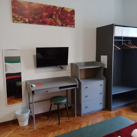 Pensjonat Megaride's Dependance Como